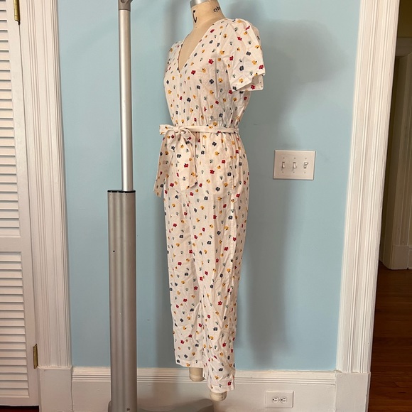 NWT- Madewell Puff-Sleeve Tapered Jumpsuit in Confetti Floral - Size 6 - Picture 8 of 9